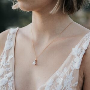 collier pendant de mariage en perle de porcelaine et marbre