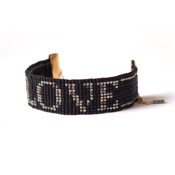 Bracelet large en perles Miyuki tissées avec le mot LOVE