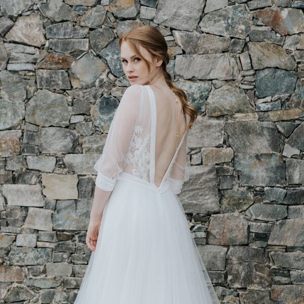 bijou de mariage avec une goutte et des perles pour robes de mariées dos nus