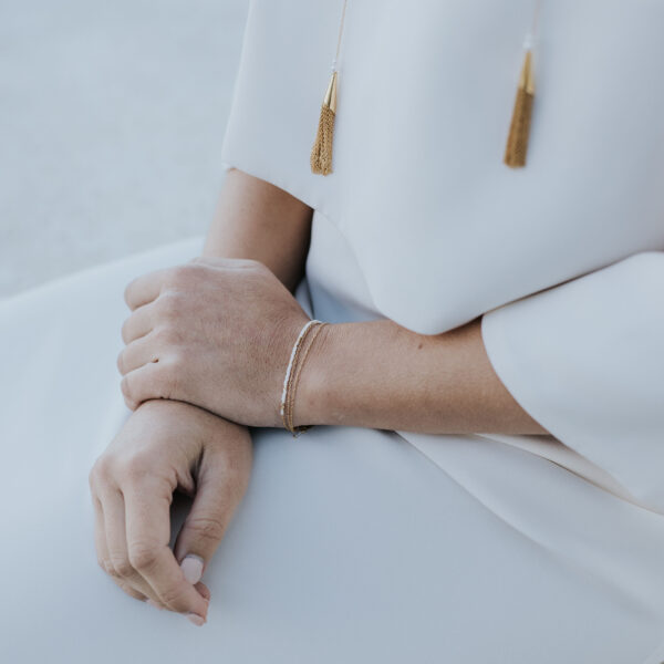 bracelet de mariage fin avec des chaînes et un message codé en perles Miyuki