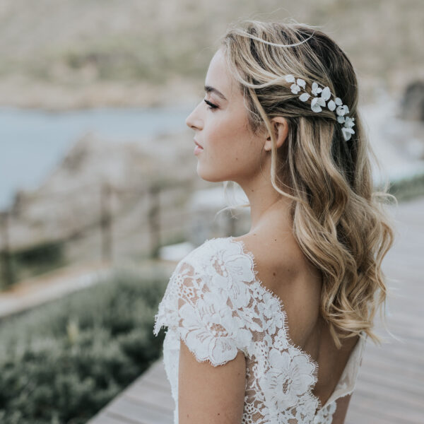 Ensemble d'épingle pour coiffure ou chignon de mariée. bijou de mariage en porcelaine et perle.