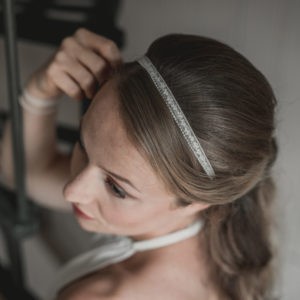 bijou de cheveux de mariage en dentelle avec des perles